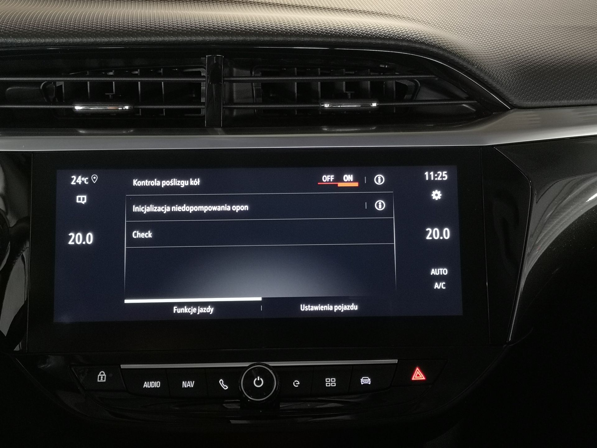 Krótki test Opel Corsa-e: Wydajny napęd elektryczny do miasta 17