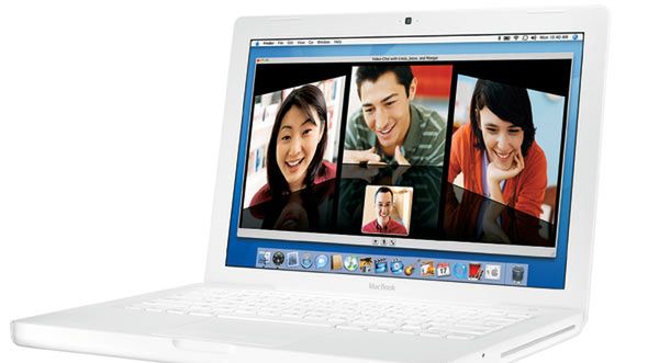 Apple będzie naprawiać popękane plastikowe MacBooki 1