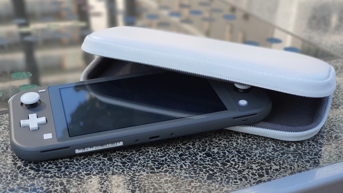 Nintendo Switch Lite – test. Żywy dowód na to, że smartfony nie zabiły konsol przenośnych 1