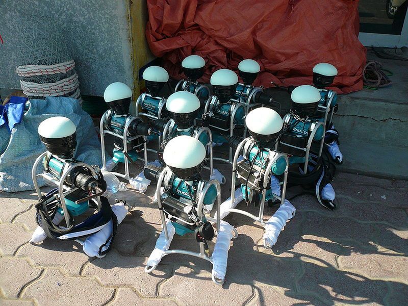 Nielegalne modyfikacje robotów na wyścigach wielbłądów 2