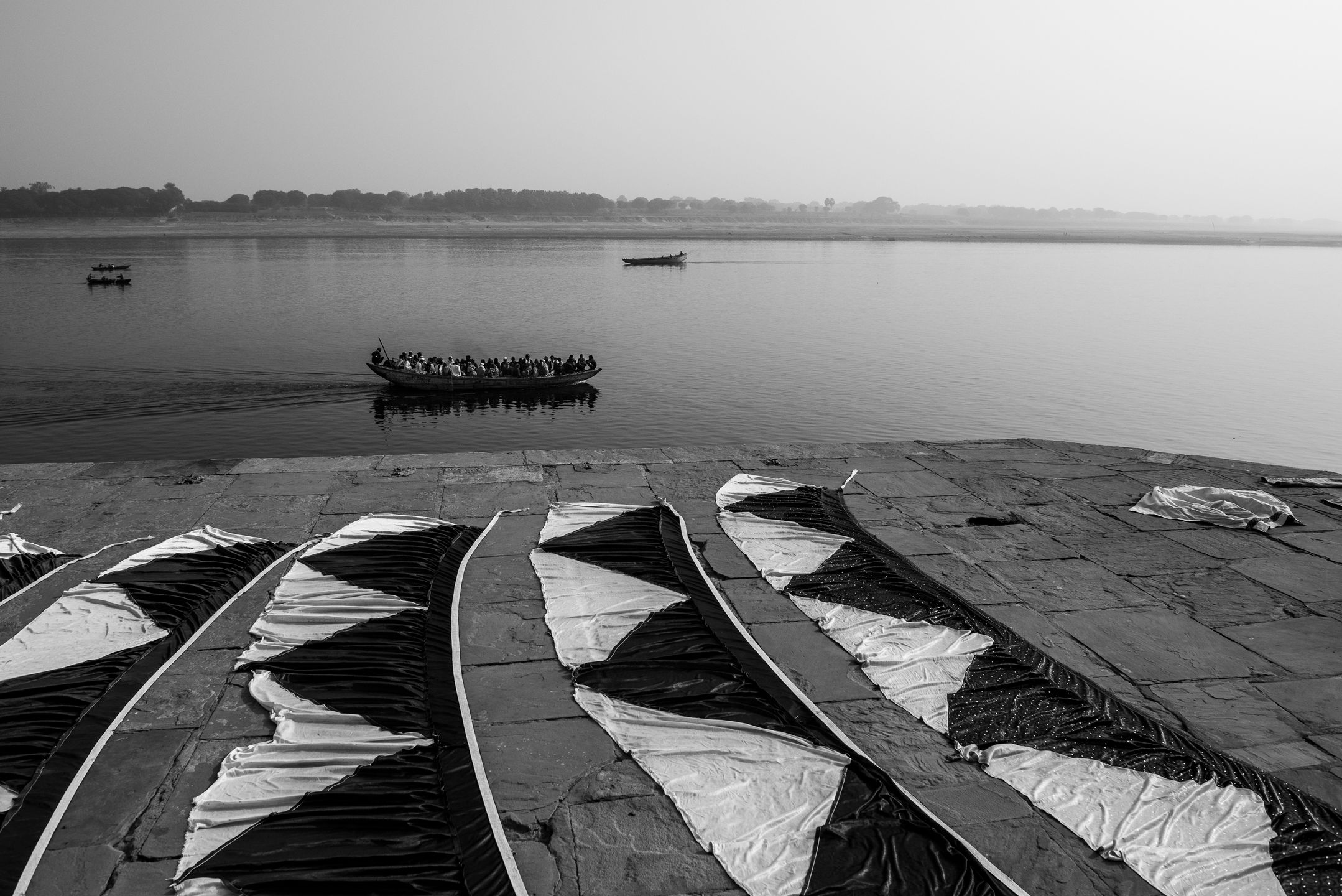 Tam, gdzie życie spotyka się ze śmiercią. Święte miasto Varanasi w obiektywie Szymona Barylskiego 15