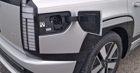 Pieniądze w programie "NaszEauto" się skończą. Ekspert powiedział kiedy