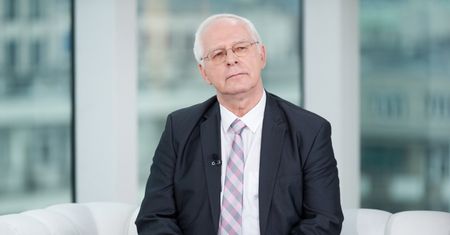 Koronawirus. Zaprosił do kliniki niewierzących w pandemię. Zgłosił się… Jerzy Zięba