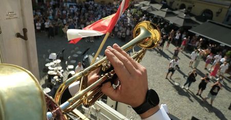 Barwny przemarsz i hejnały z balkonu Trybunału. W ten weekend do Lublina zjadą trębacze z 34 miast Polski