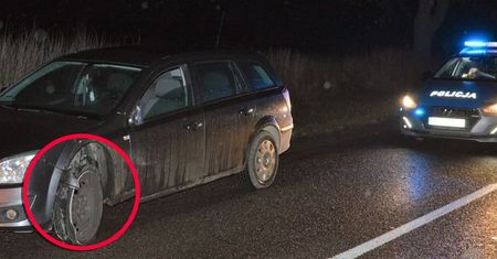 Pijany 20-latek jechał na „kapciu” i podwójnym gazie. Policjanci zatrzymali go do kontroli