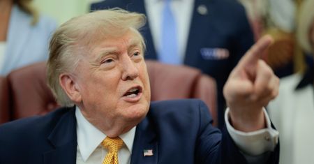 "Za dużo zarabiają". Trump wskazał "winnego" wysokich cen paliw
