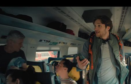Hit Kwiatu Jabłoni reklamuje PKP Intercity