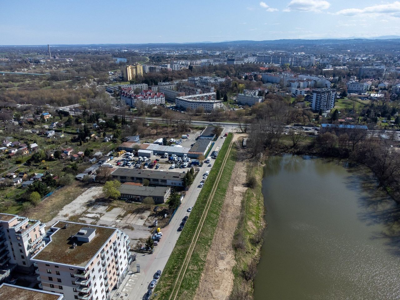 Kraków: Rośnie dzielnica apartamentowców nad Wisłą