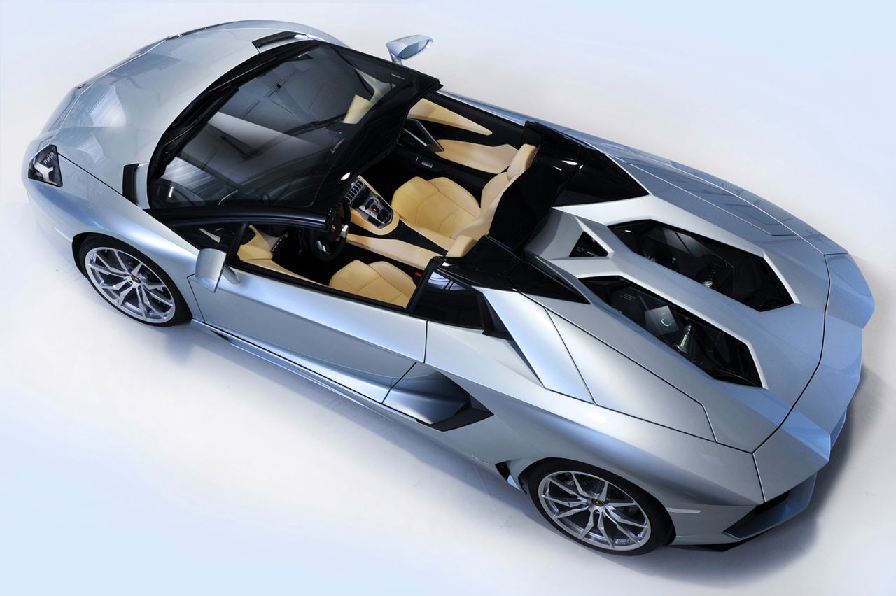 Lamborghini Aventador LP700-4 Roadster