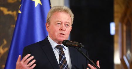 Problemy rolników. Większość Polaków chce jego dymisji