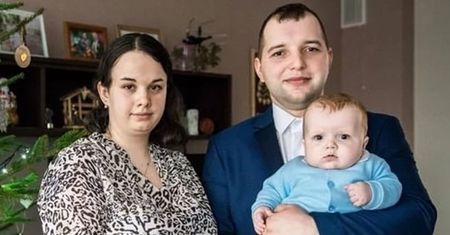 Chora na COVID-19 urodziła córeczkę i zmarła. Mąż został sam z dwójką dzieci