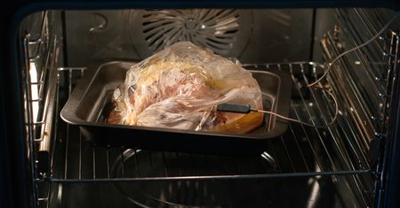 Nagrzewasz piekarnik przed jego użyciem? To duży błąd
