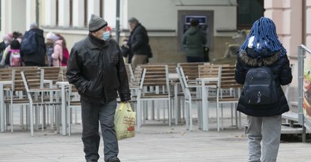Polacy mają dość ograniczeń. Najbardziej boją się jednej rzeczy