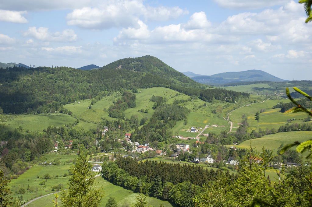 Niepozorna wioska wśród gór. Kiedyś było tu śląskie Davos