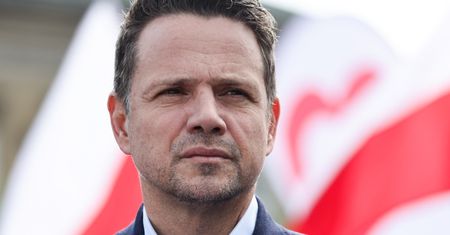 Będzie uchwała ws. zakazu sprzedaży alkoholu w nocy. Trzaskowski zdecydował