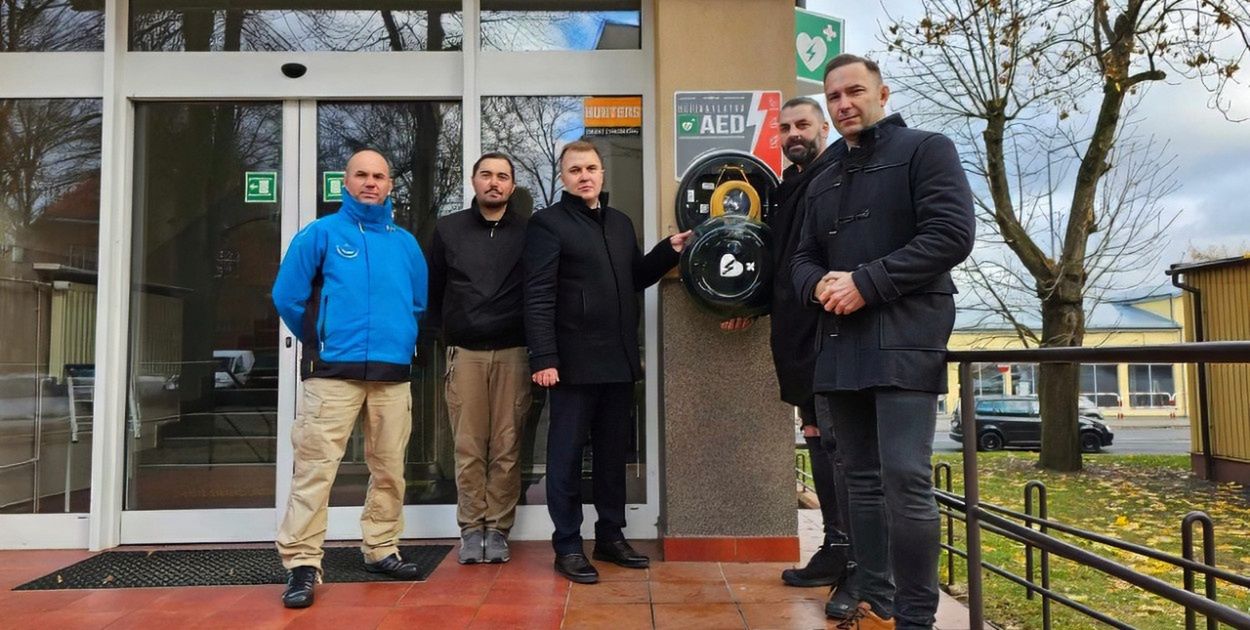 Ogólnodostępny defibrylator AED przy Starostwie w Chodzieży