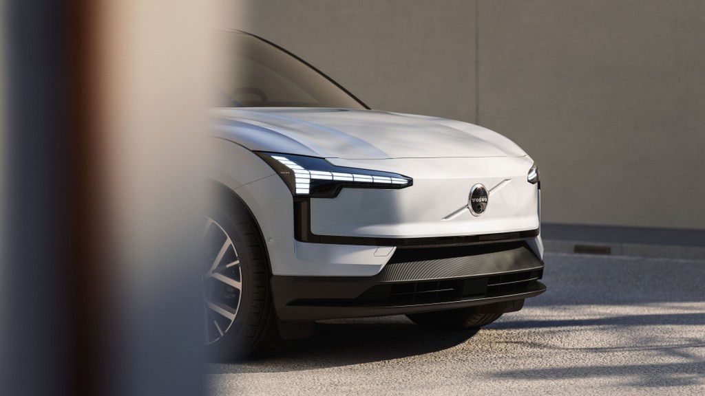 Volvo EX30 2026