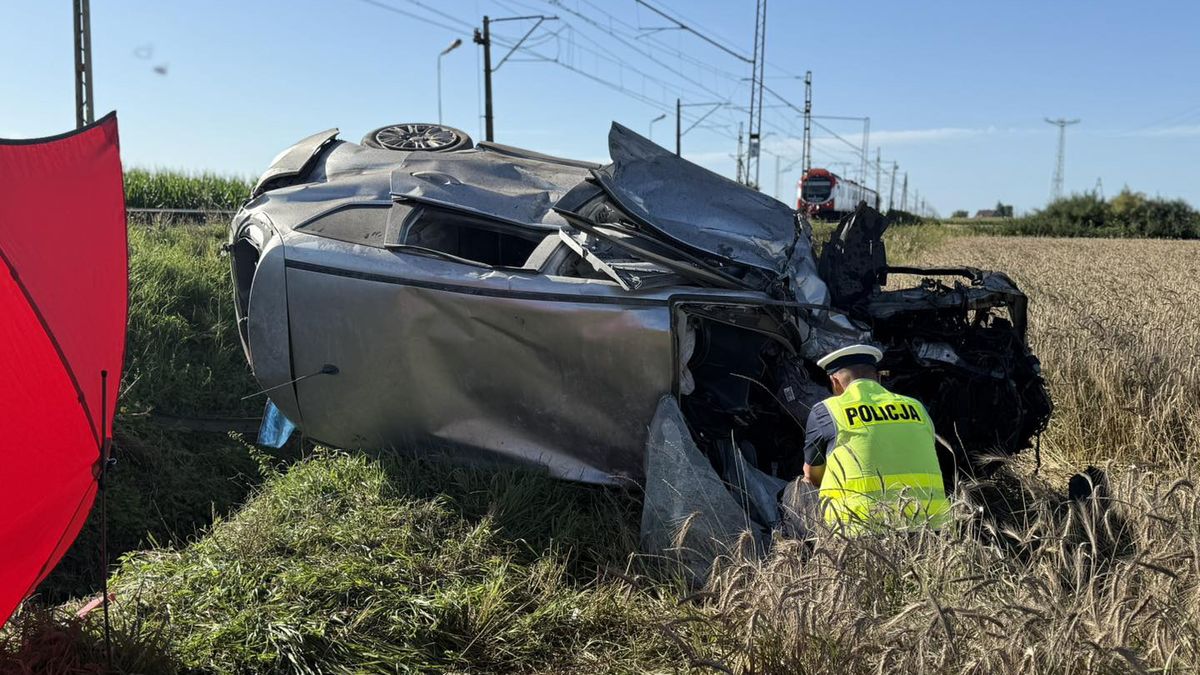 Szczytniki Czerniejewskie. Nie żyje 28-letni policjant.
