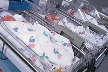 Czworaczki przyszły na świat w Łodzi. Dziesiąty taki poród w historii szpitala