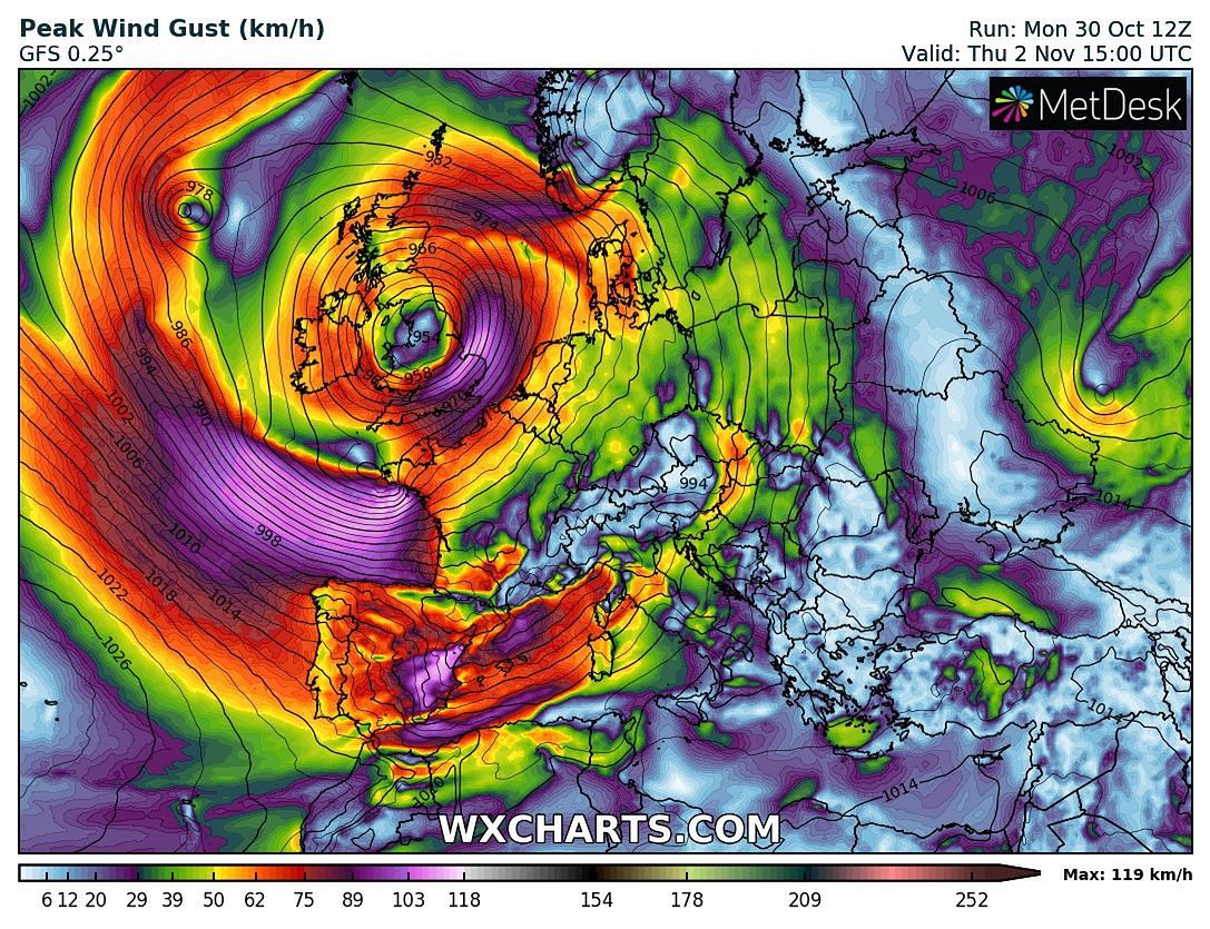 Orkan Ciaran uderzy w Europę. "Możliwe wystąpienie klęski żywiołowej"