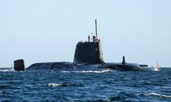 Media: Okręt o napędzie atomowym w strategicznym miejscu. Czeka na sygnał