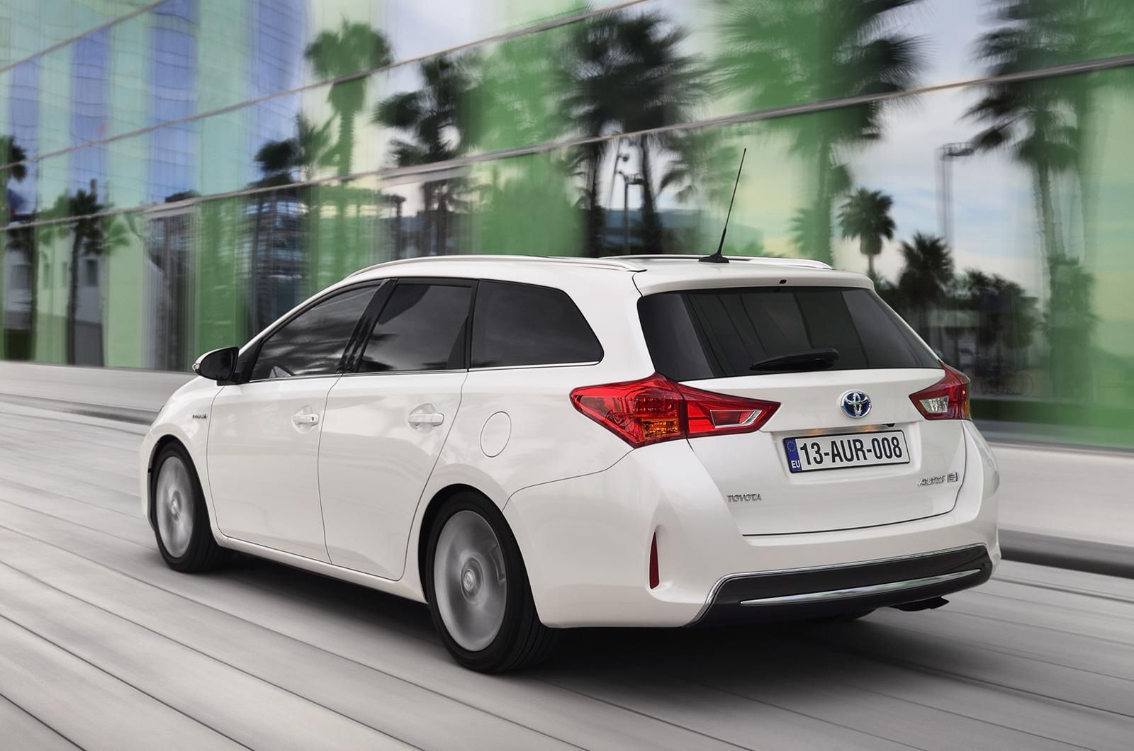 2013 Toyota Auris Touring Sports