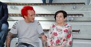 Poważne problemy zdrowotne mamy Michała Wiśniewskiego. "Trzecia chemia, pierwsza peruka"