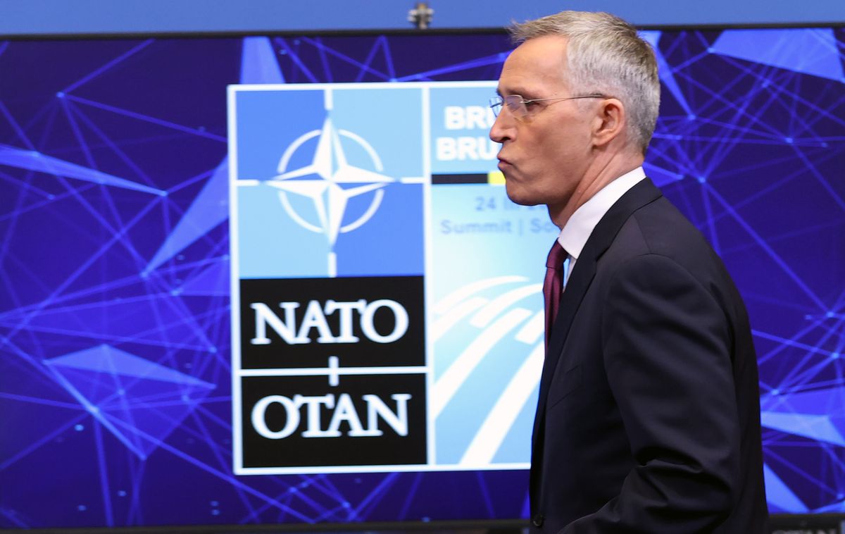 Krytykę Ukrainy pod adresem NATO odbiera się jako próbę nacisku na Zachód (Photo by Dursun Aydemir/Anadolu Agency via Getty Images)