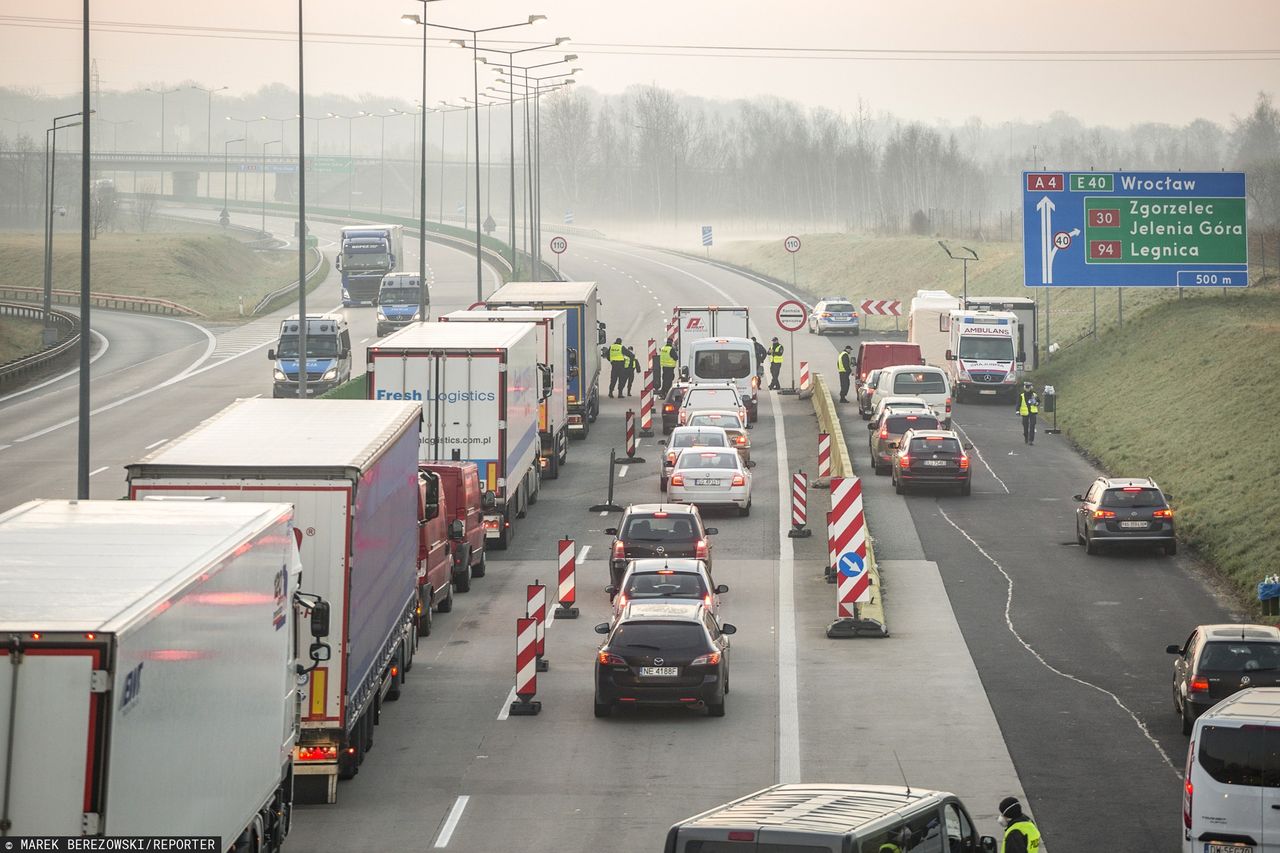 Koronawirus w Polsce. Duże ułatwienia dla kierowców zawodowych. Mogą dłużej prowadzić pojazd