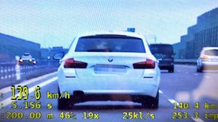 Płońsk: S7: Nie tylko za szybka jazda. Kierowca BMW złamał też wyroki sądu