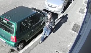 Włamał się na plebanię. Uciekając... gubił skradzione pieniądze