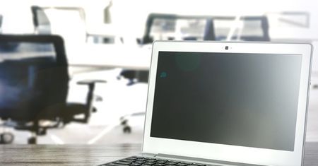Podkabluj firmę i odbierz 10 tysięcy euro w gotówce