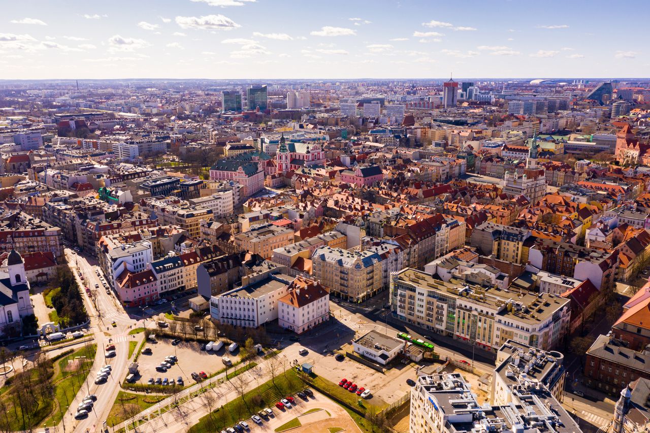 Duże zmiany w polskim mieście. Wyższe nie tylko ceny, ale także kary