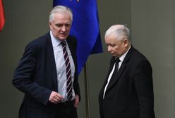 Wybory prezydenckie. PiS straszy przyspieszonymi wyborami do Sejmu, łowi ludzi Gowina i szuka szabli w opozycji