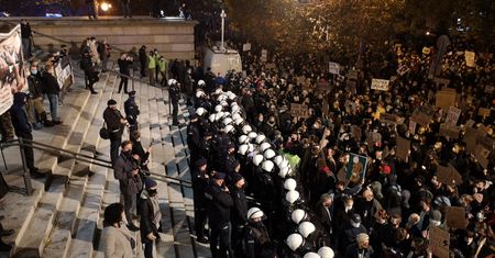 Strajk kobiet w Katowicach. Protesty są coraz ostrzejsze. Przepychanki z policją