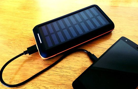 Komisja Europejska proponuje uniwersalną ładowarkę do urządzeń elektronicznych