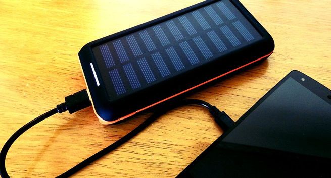 Komisja Europejska proponuje uniwersalną ładowarkę do urządzeń elektronicznych