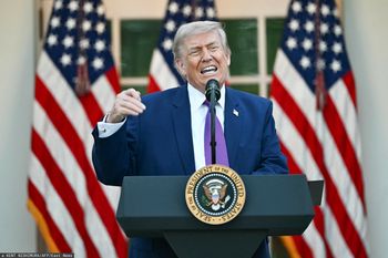 Trump wprost o propozycji Iranu: głupia. Rynek ropy reaguje