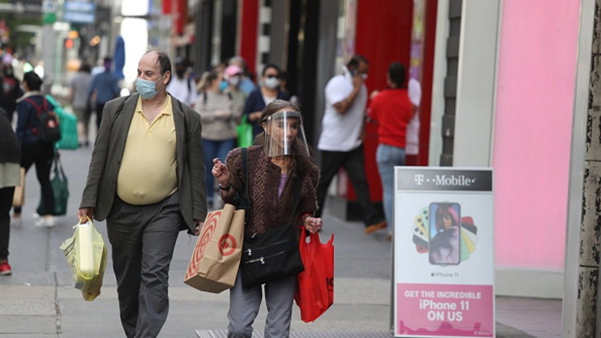 Od wybuchu pandemii w USA już 40 Amerykanów złożyło wniosek o zasiłek dla bezrobotnych