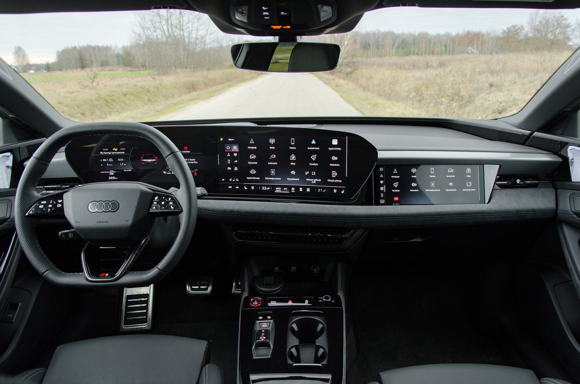 Audi S6 e-tron