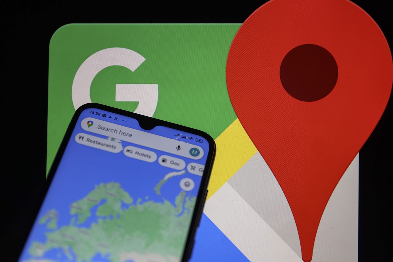 ANKARA, TURKIYE - NOVEMBER 14: A view of the Google Maps application displayed on a smartphone in front of the Google Maps logo in Ankara, Turkiye on November 14, 2023. (Photo by Mehmet Futsi/Anadolu via Getty Images)