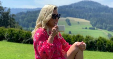 Justyna Żyła znów prowokuje. Zamieściła zdjęcia z tajemniczym mężczyzną