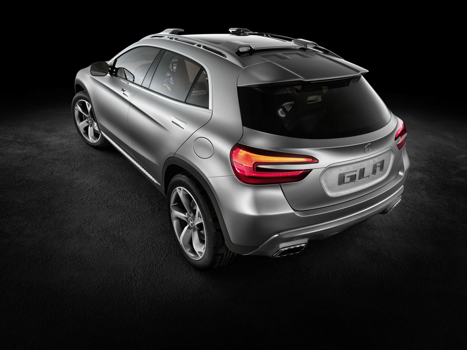 Mercedes GLA Concept na oficjalnych zdjęciach [galeria] 11