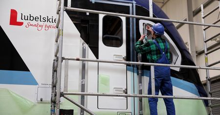 Wirusolodzy do pracodawców: nie testujcie pracowników na własną rękę