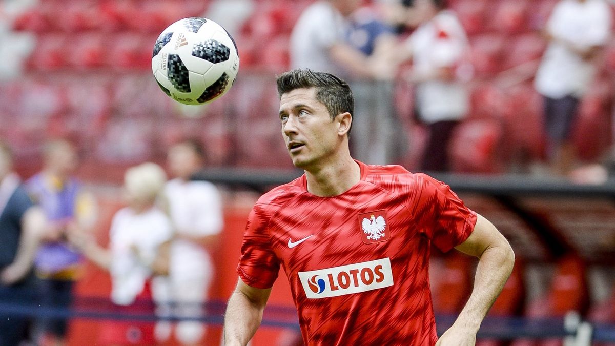 lewandowski pieniadze lamborghini