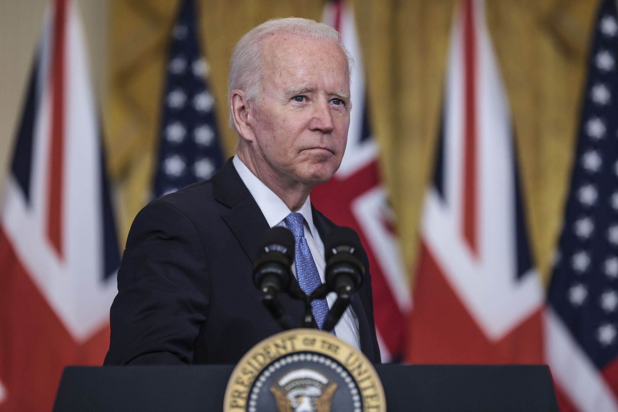US President Joe Biden delivers remarks about a national security initiative with Australia and Britainepa09470739 US President Joe Biden pauses as he delivers remarks about a national security initiative in the East Room of the White House in Washington, DC, USA, 15 September 2021. Australian Prime Minister Scott Morrison and British Prime Minister Boris Johnson participated virtually.  EPA/Oliver Contreras / POOL Dostawca: PAP/EPA.Oliver Contreras / POOL