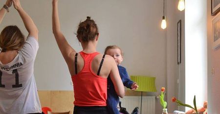BabyJoga - zapisy na zajęcia dla mam z maluszkami