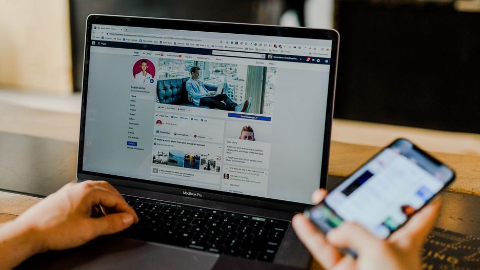 Jak sprawdzić, czy ktoś włamał się na twoje konto na Facebooku? Podpowiadamy