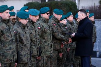 Szef MON kusi wyższym żołdem. Prawie 5 tys. zł dla ochotników
