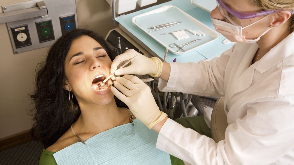 Stan uzębienia może wskazywać na ciążę - twierdzi studentka stomatologii 